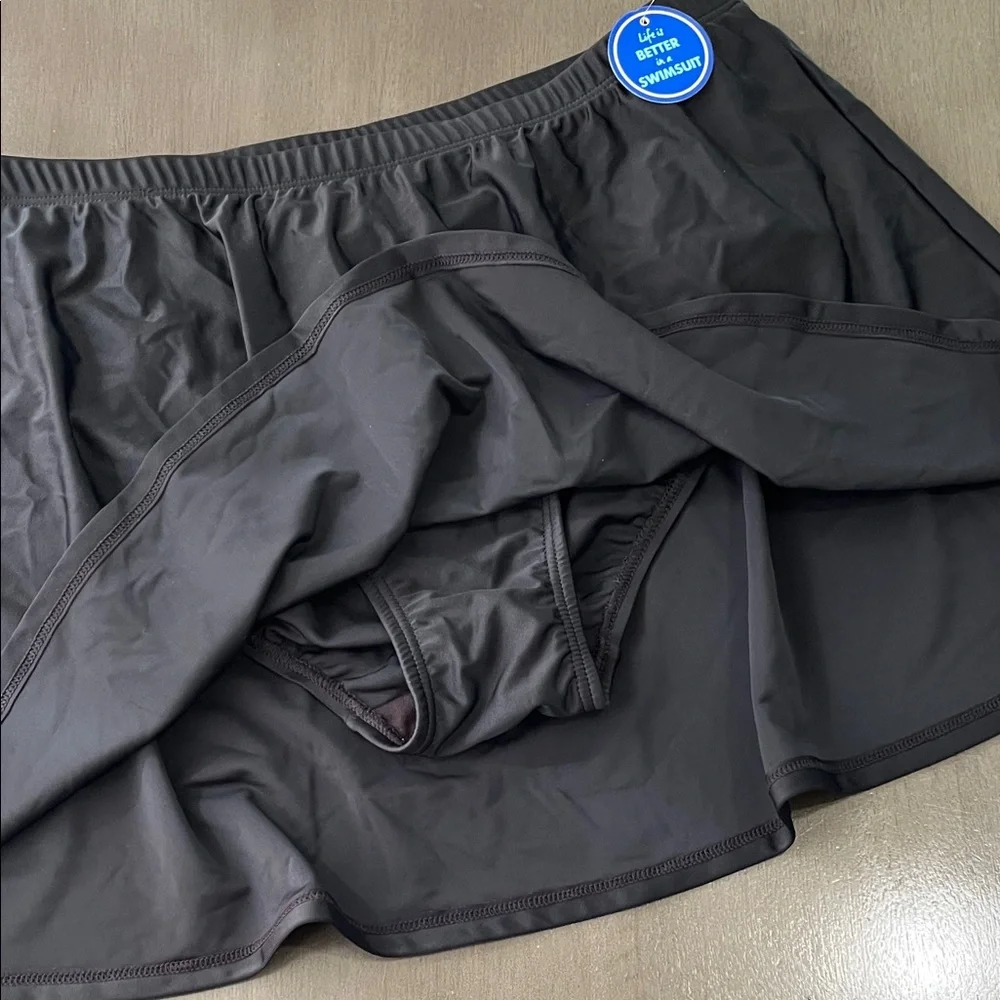 Swimsuits For All Black Nylon-Spandex Swim Skirt lined women’s size 18